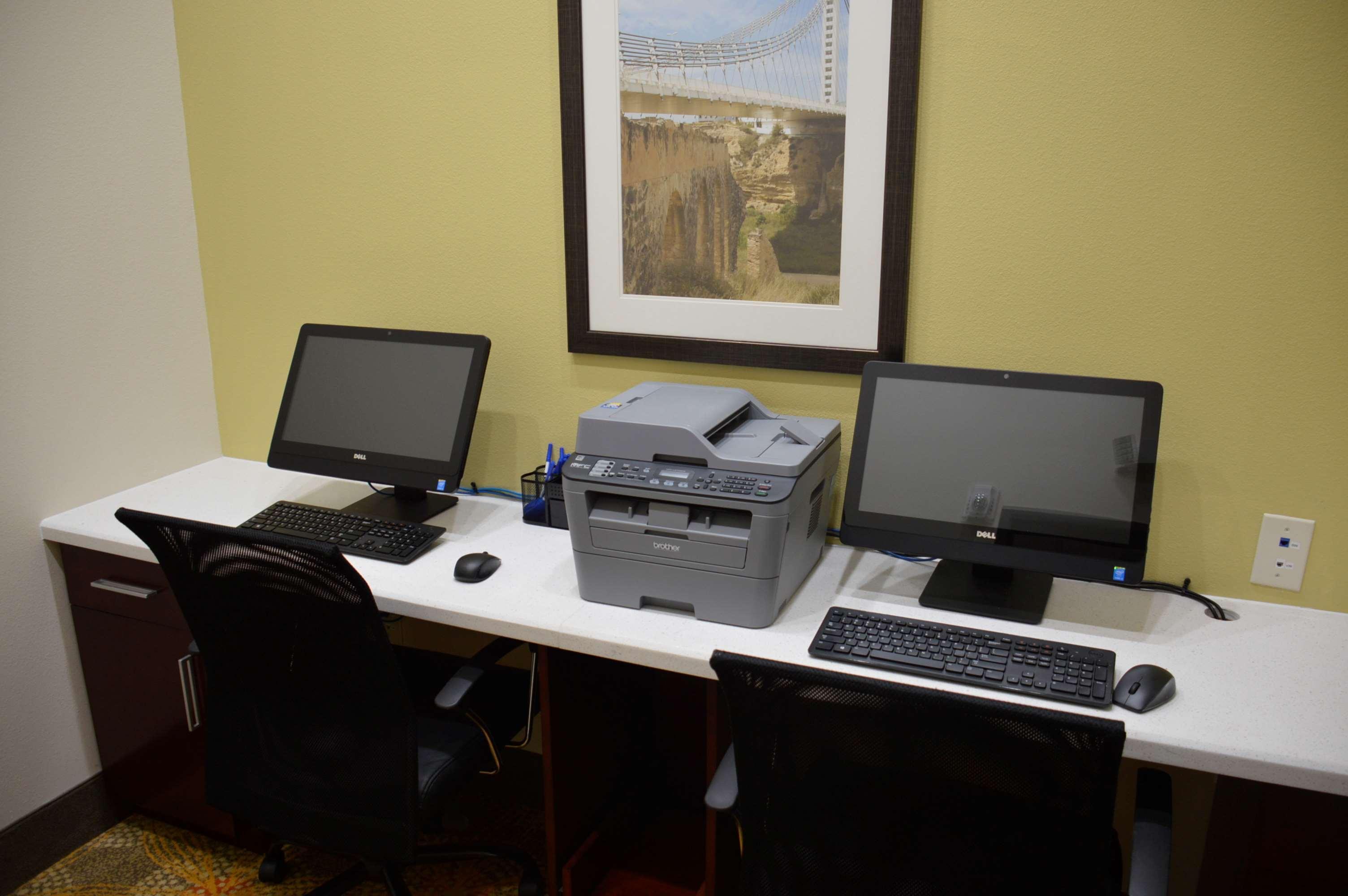 Best Western Plus Spring Inn & Suites Екстер'єр фото