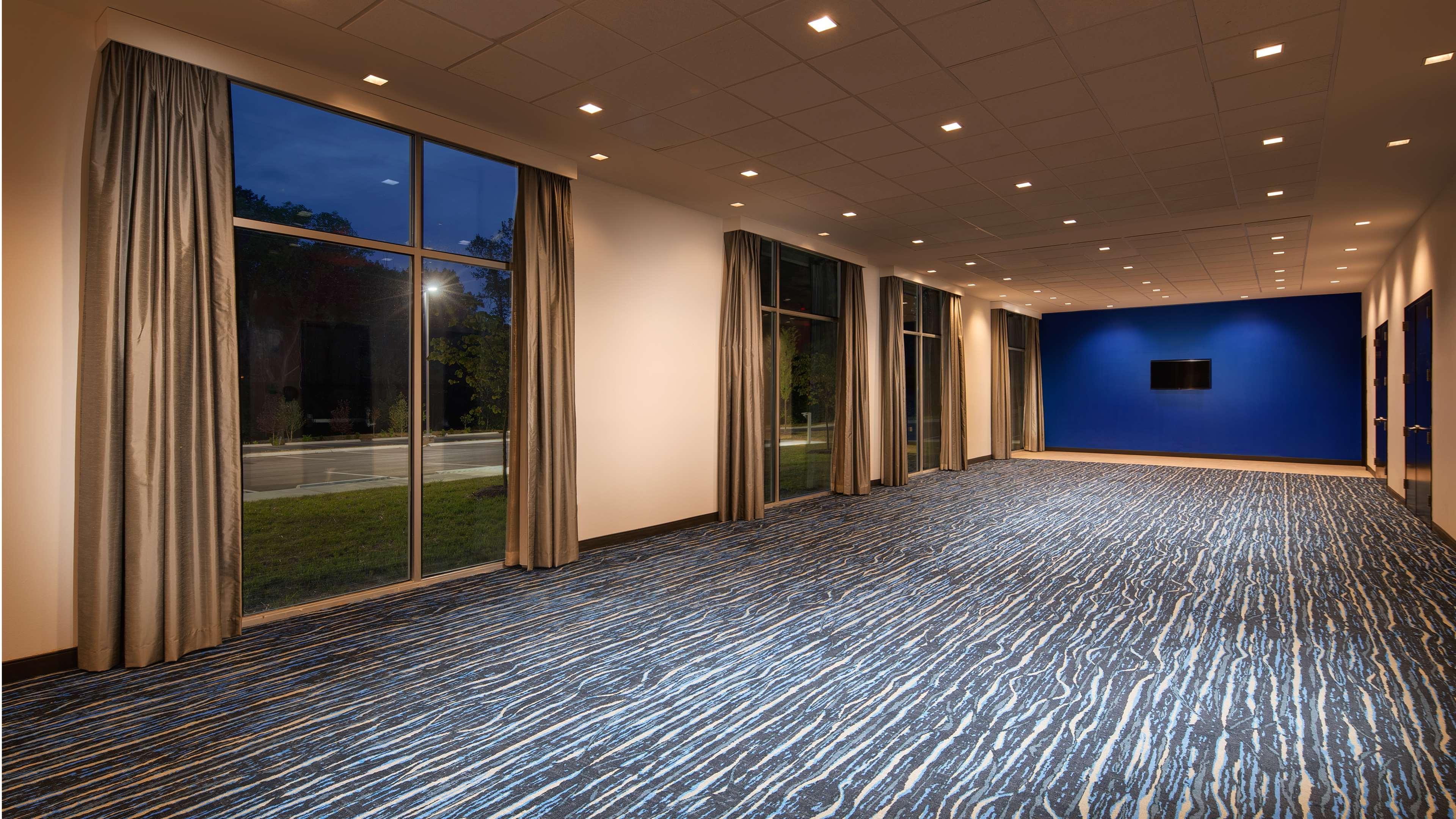 Best Western Plus Spring Inn & Suites Екстер'єр фото