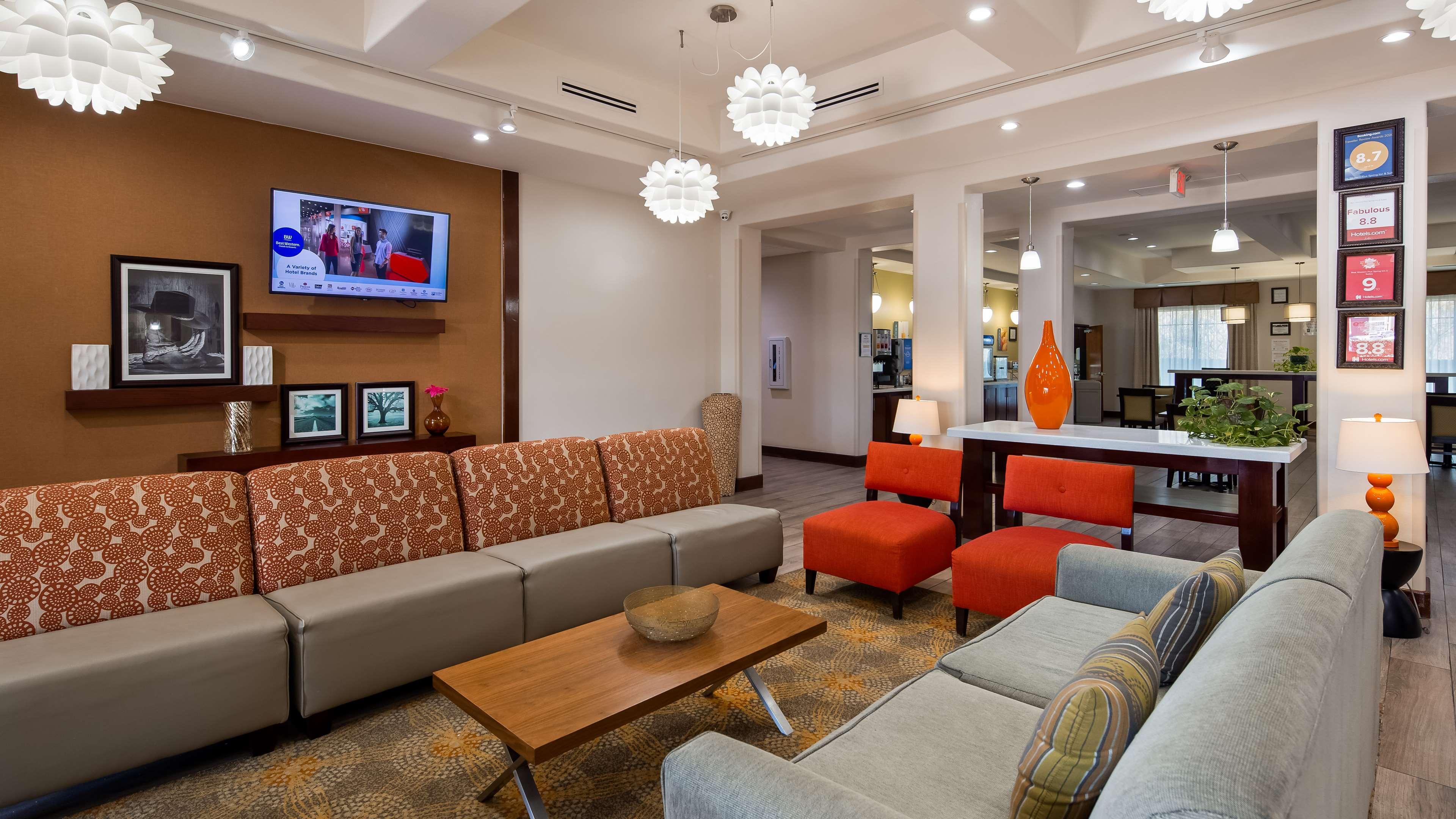 Best Western Plus Spring Inn & Suites Екстер'єр фото